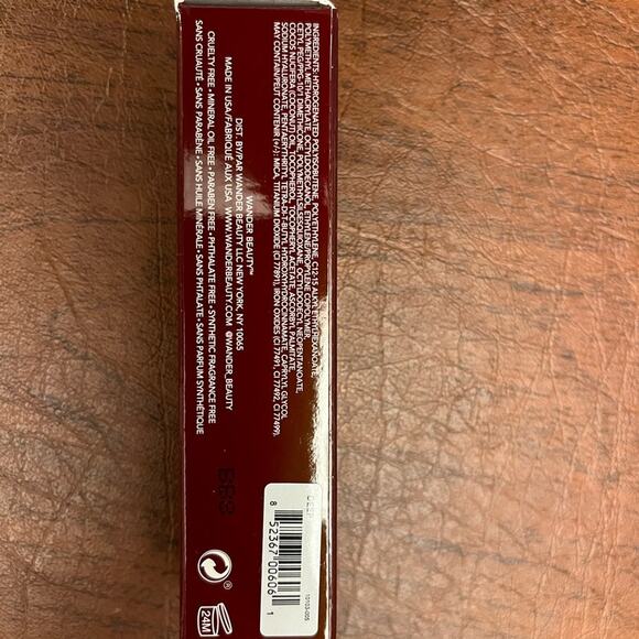 Wander Beauty Flash Focus Hydrating Foundation Stick Deep - Picture 5 of 11